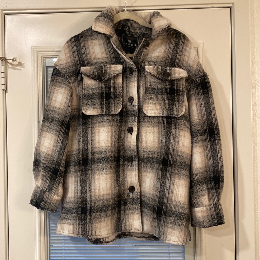 Bagatelle collection Plaid fleece “shacket”